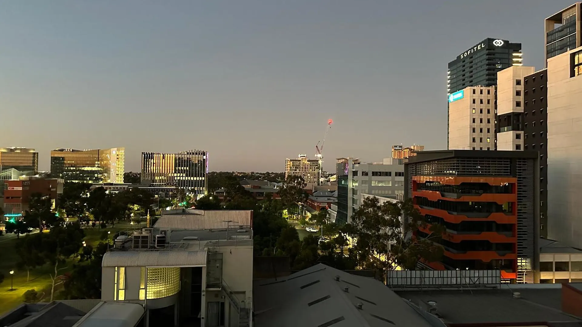 Modern One Bedroom Apartment At Morphett Street Αδελαΐδα 0*,  Αυστραλία
